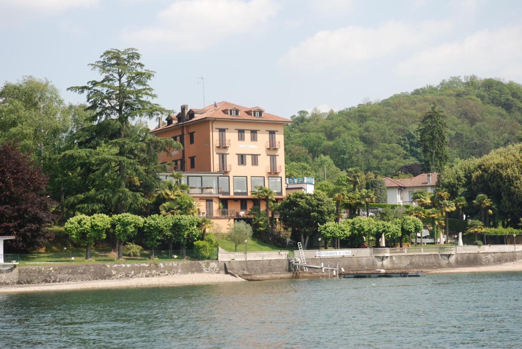 Hotel Lido Angera Exterior foto