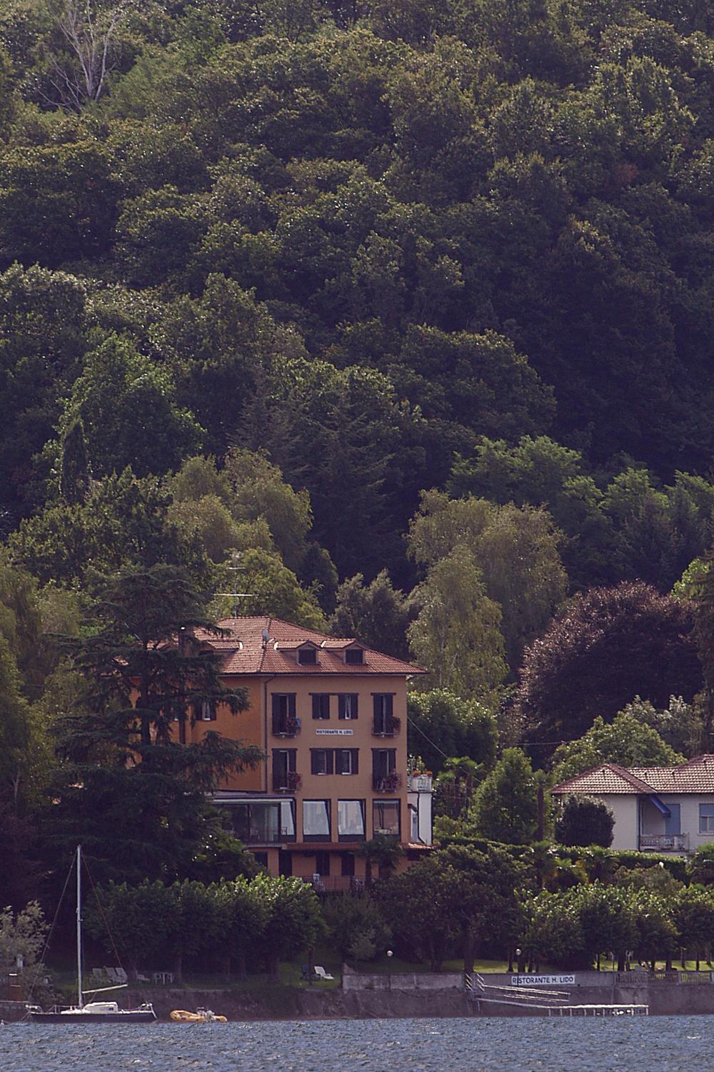 Hotel Lido Angera Exterior foto